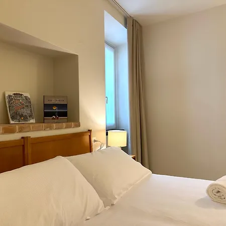 Germano Reale 아파트 이세오